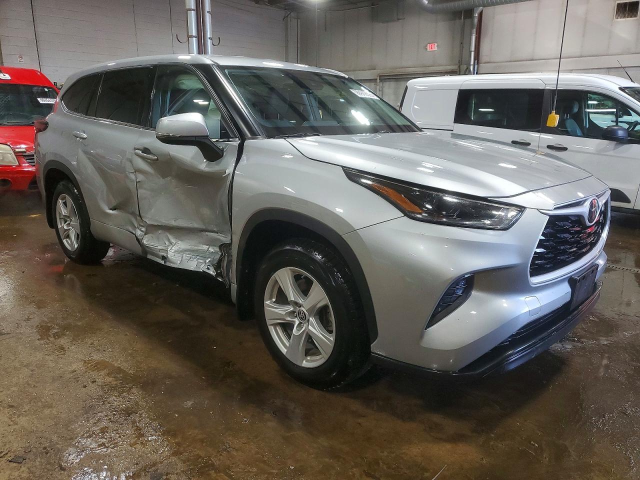 2021 TOYOTA HIGHLANDER L photo 4