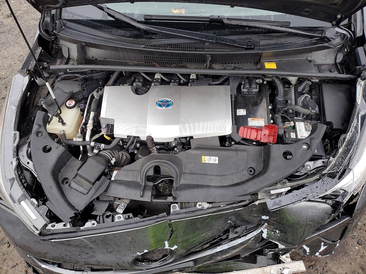 2017 TOYOTA PRIUS photo 11