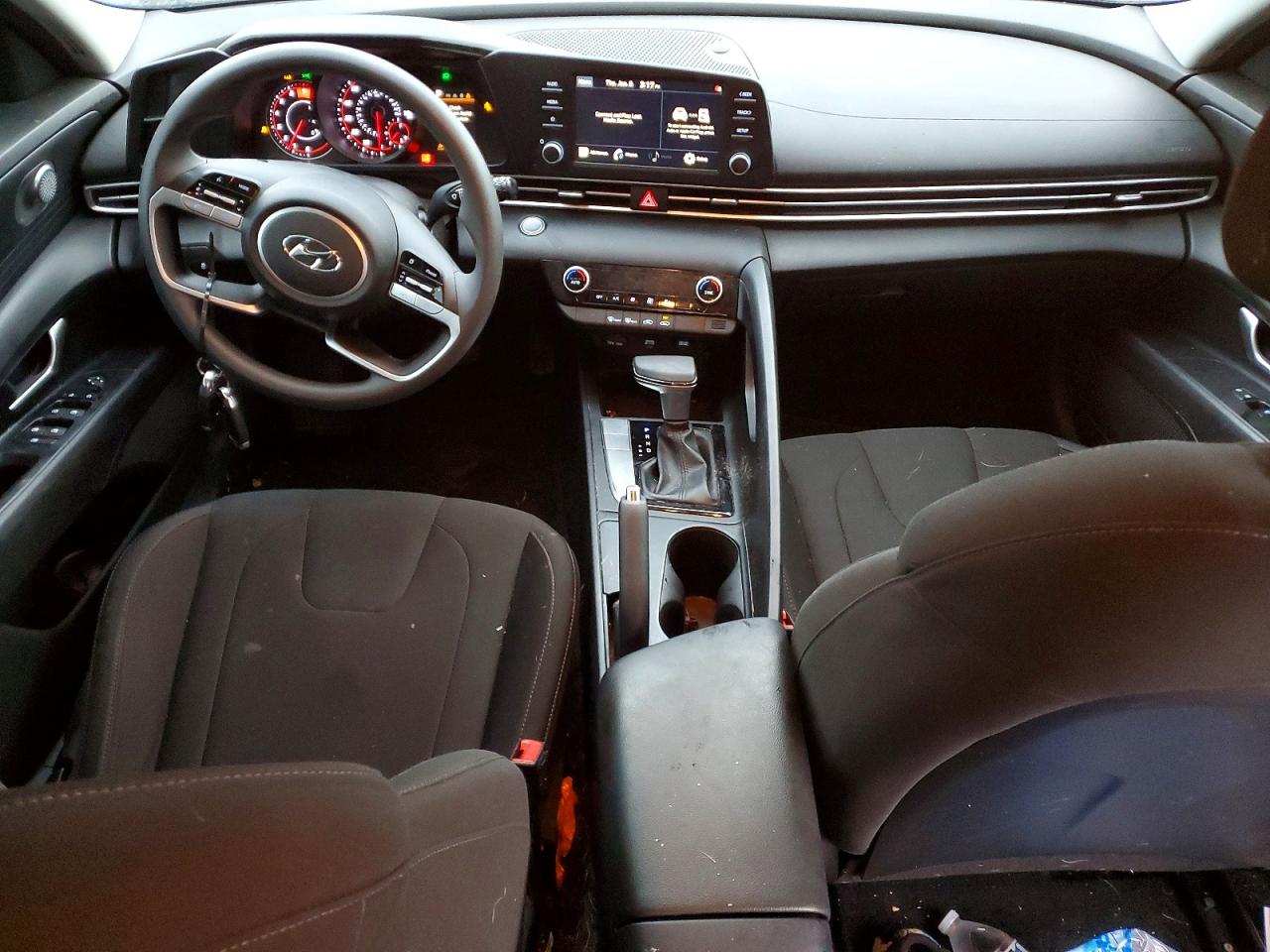 2021 HYUNDAI ELANTRA SEL photo 8