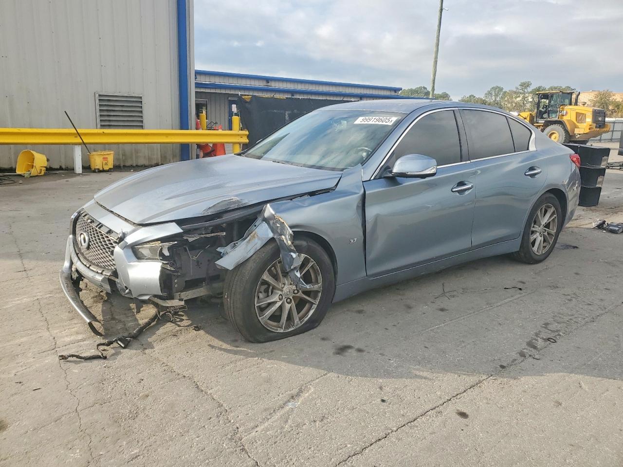 2015 INFINITI Q50