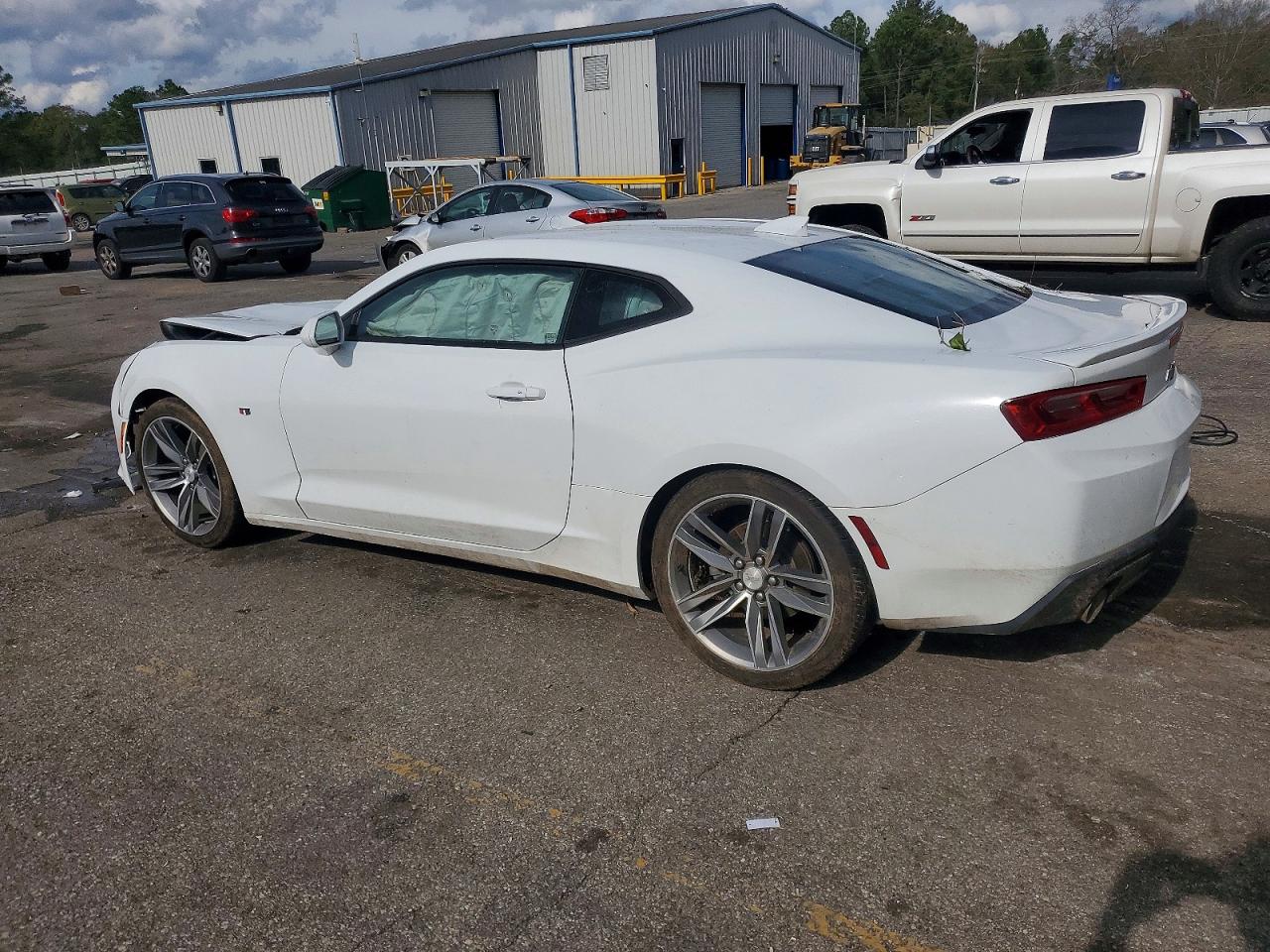 2017 CHEVROLET CAMARO LT photo 2