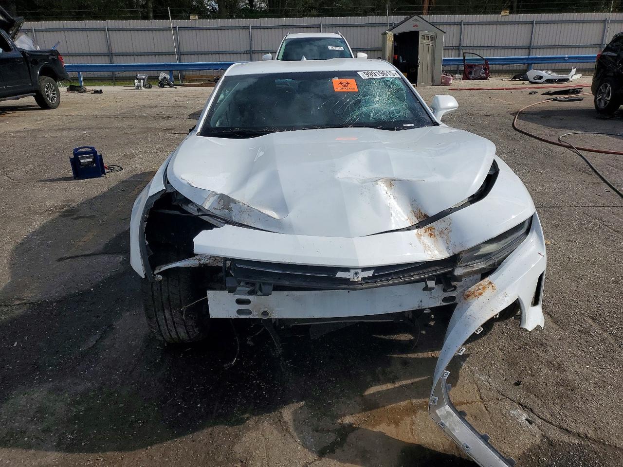 2017 CHEVROLET CAMARO LT photo 5