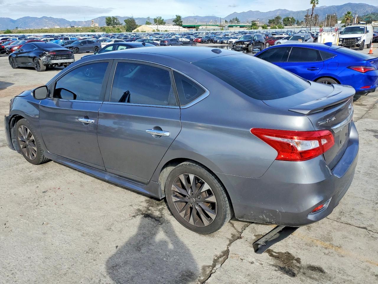 2018 NISSAN SENTRA S photo 2