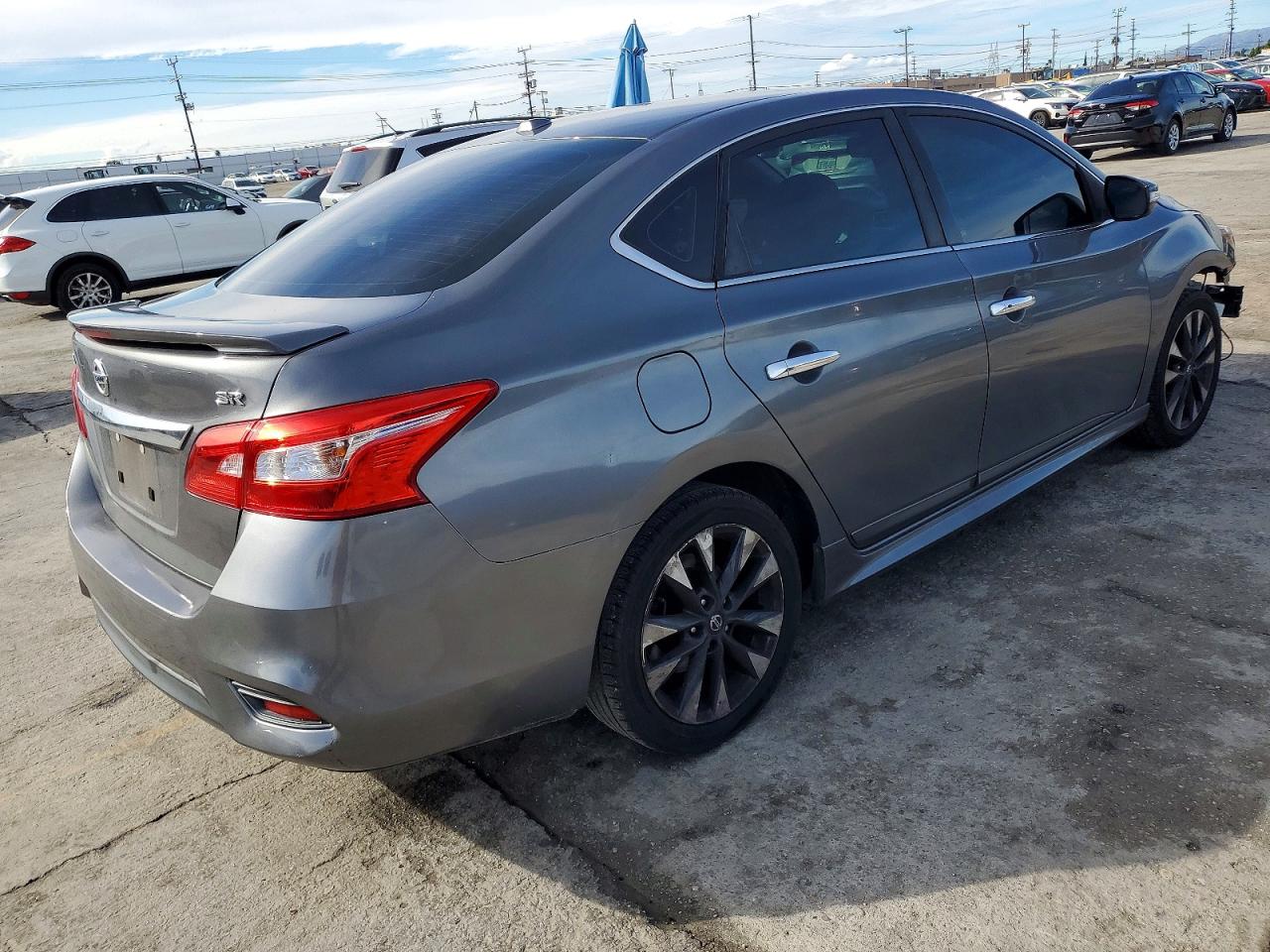 2018 NISSAN SENTRA S photo 3