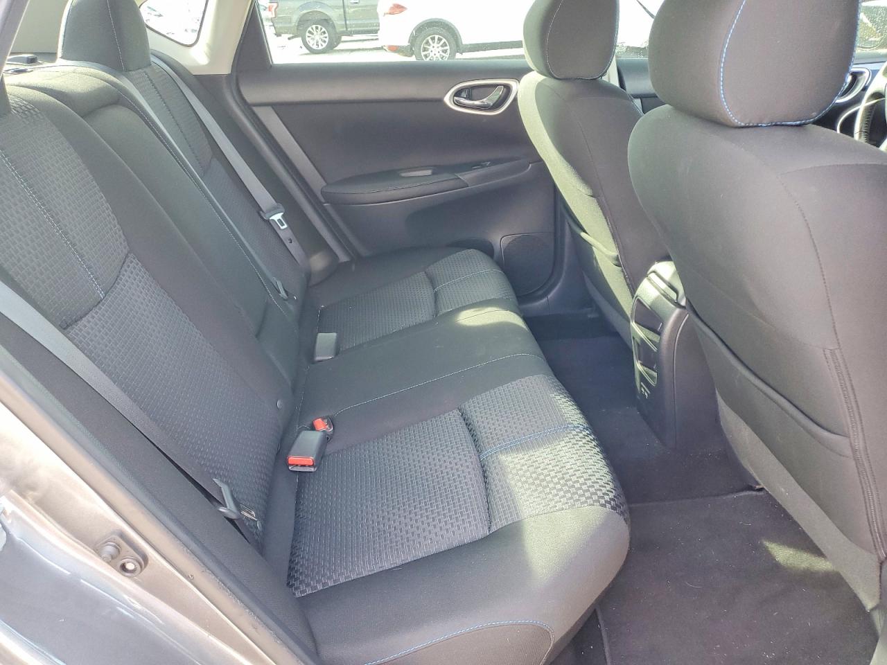 2018 NISSAN SENTRA S photo 10
