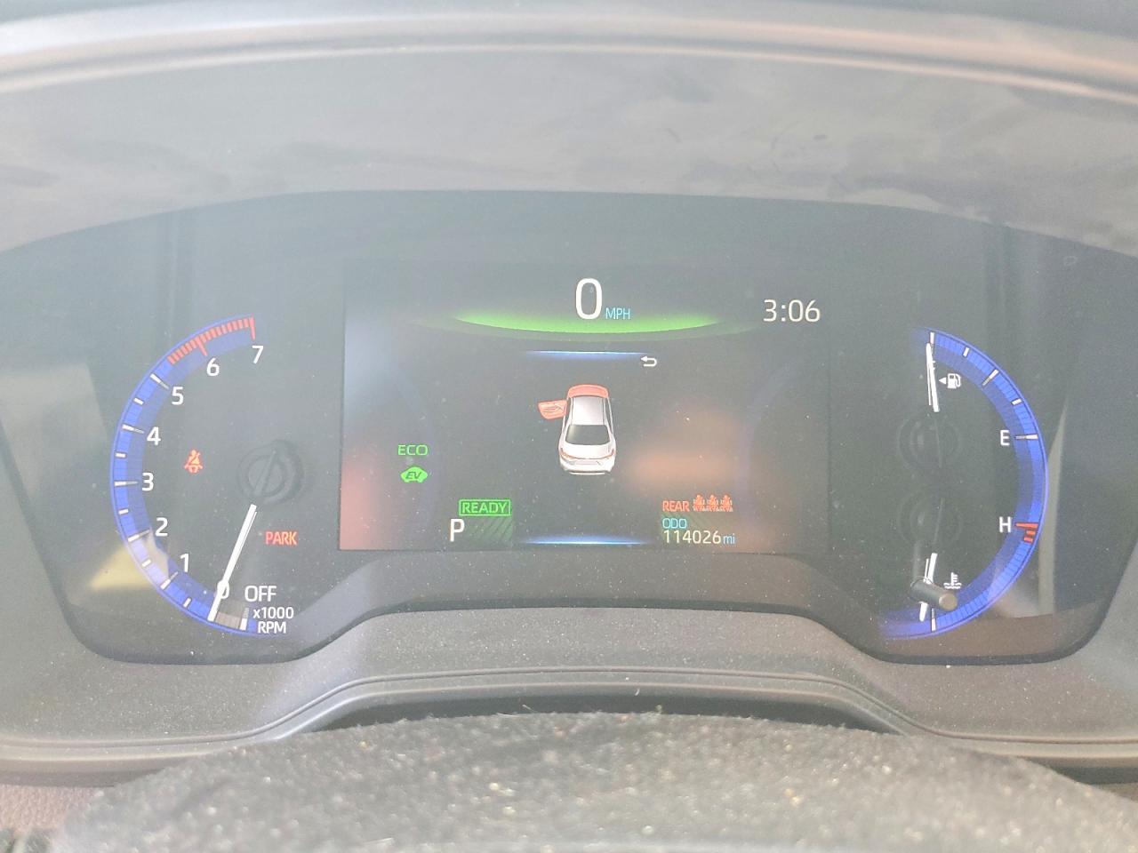 2020 TOYOTA COROLLA LE photo 9