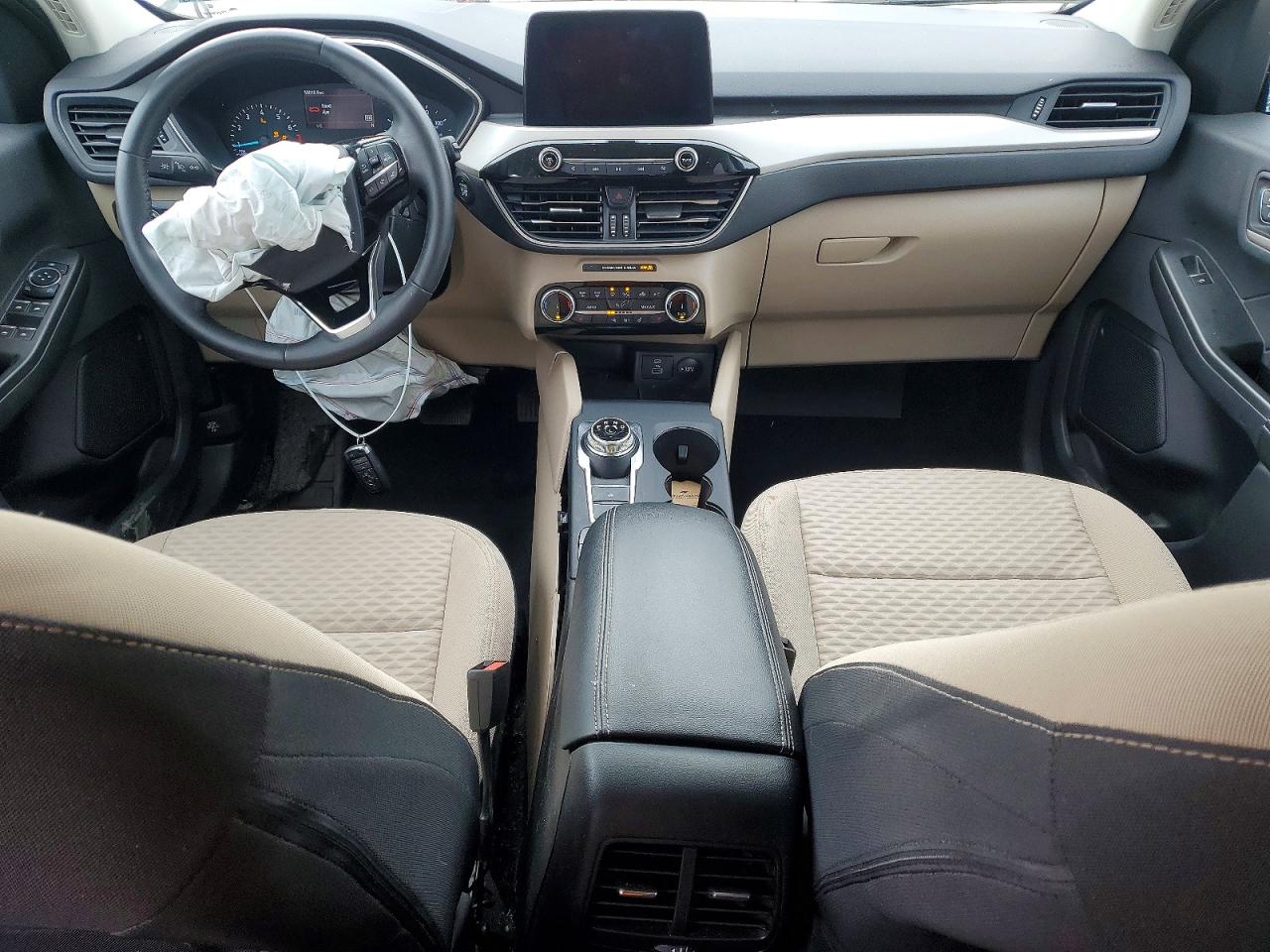 2022 FORD ESCAPE SE photo 8