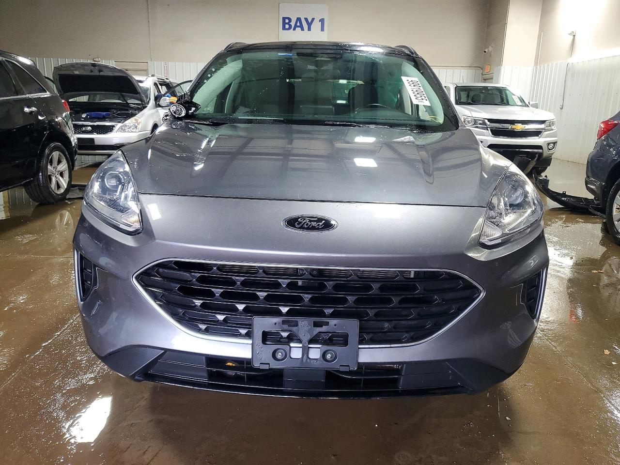 2022 FORD ESCAPE SE photo 5