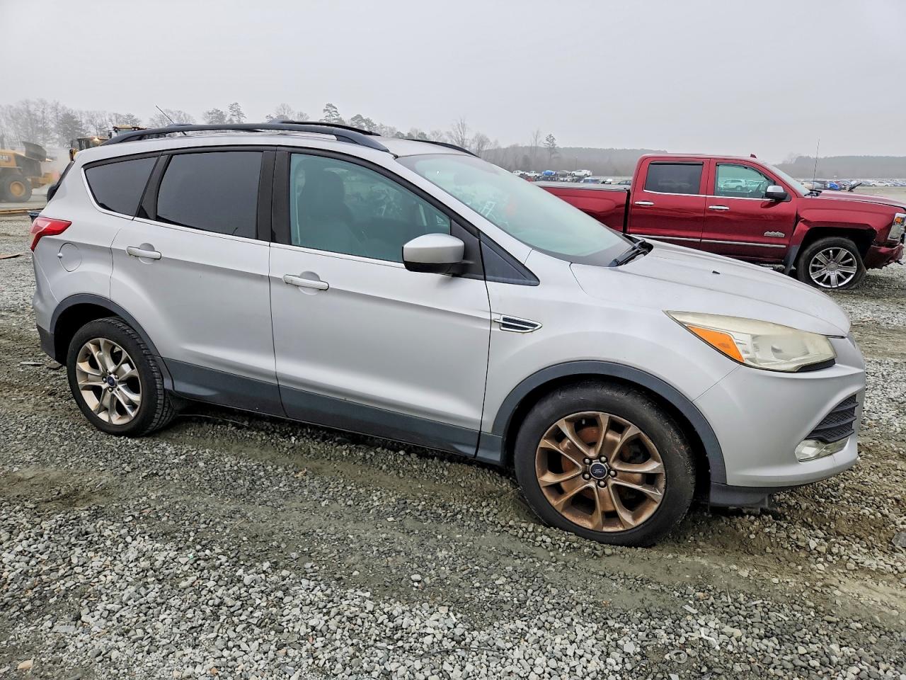 2014 FORD ESCAPE SE photo 4