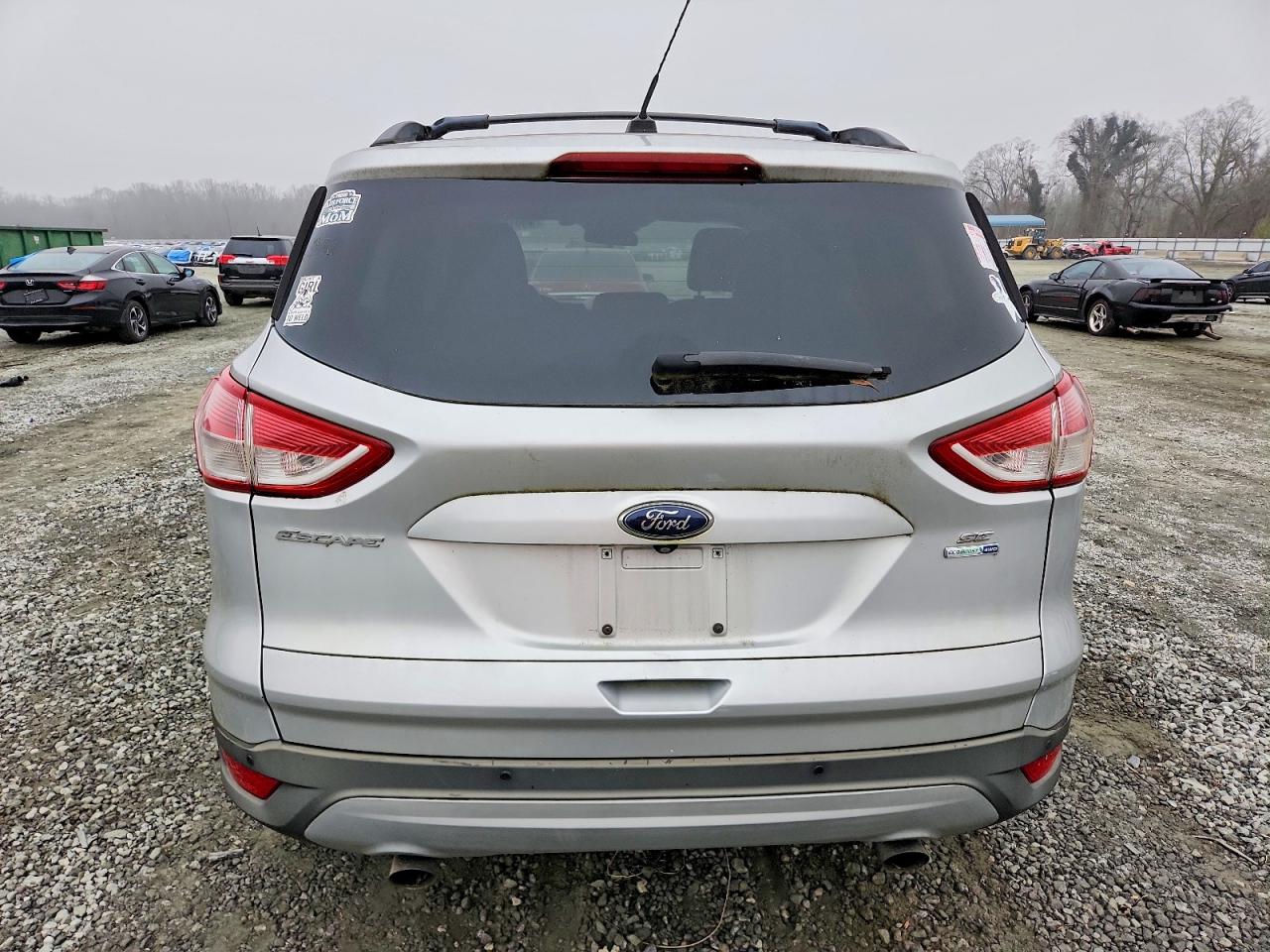 2014 FORD ESCAPE SE photo 6
