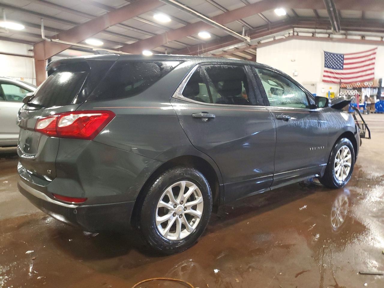 2019 CHEVROLET EQUINOX LT photo 3