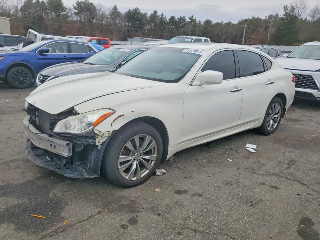 2012 INFINITI M37