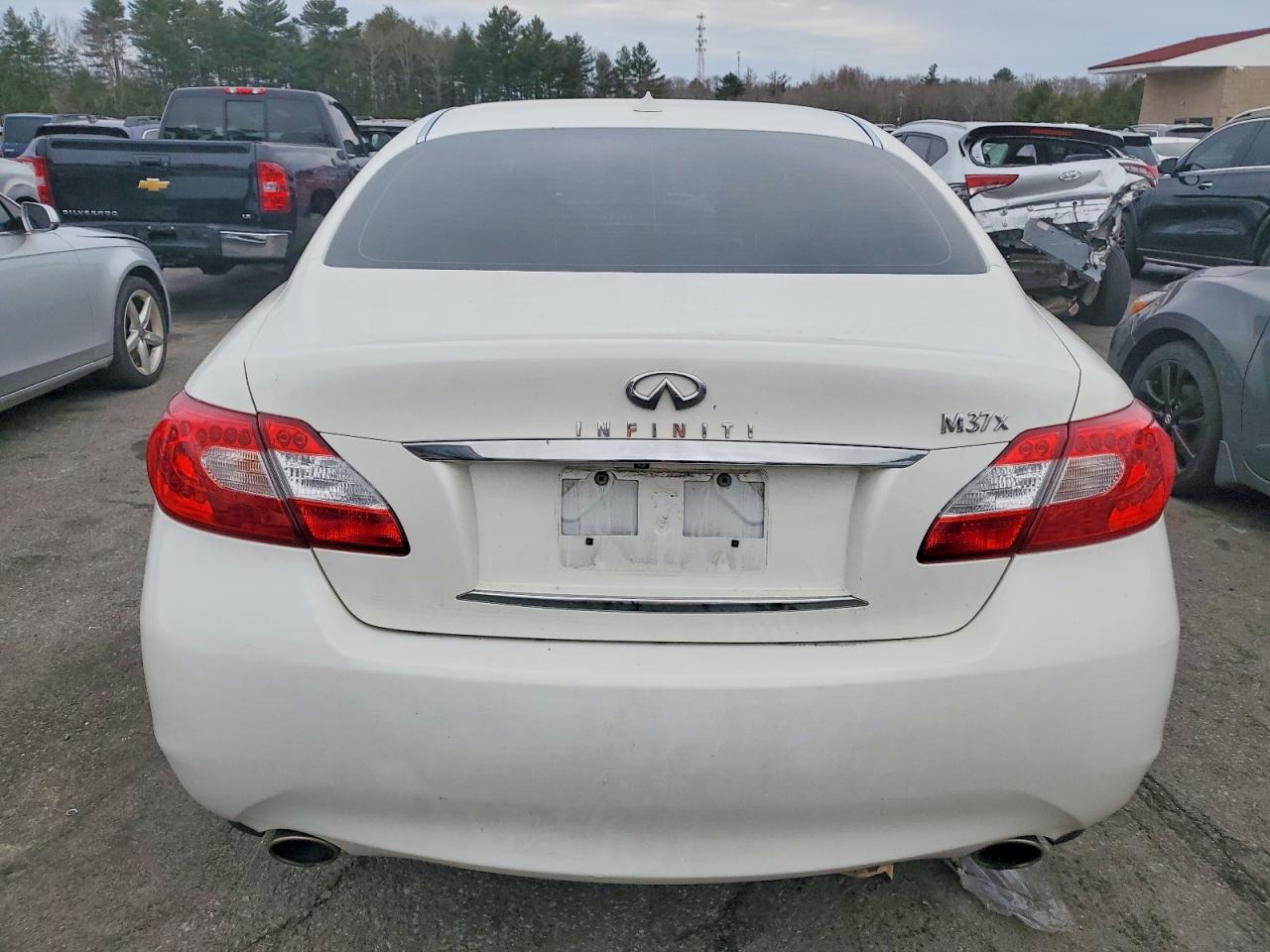 2012 INFINITI M37 X photo 6