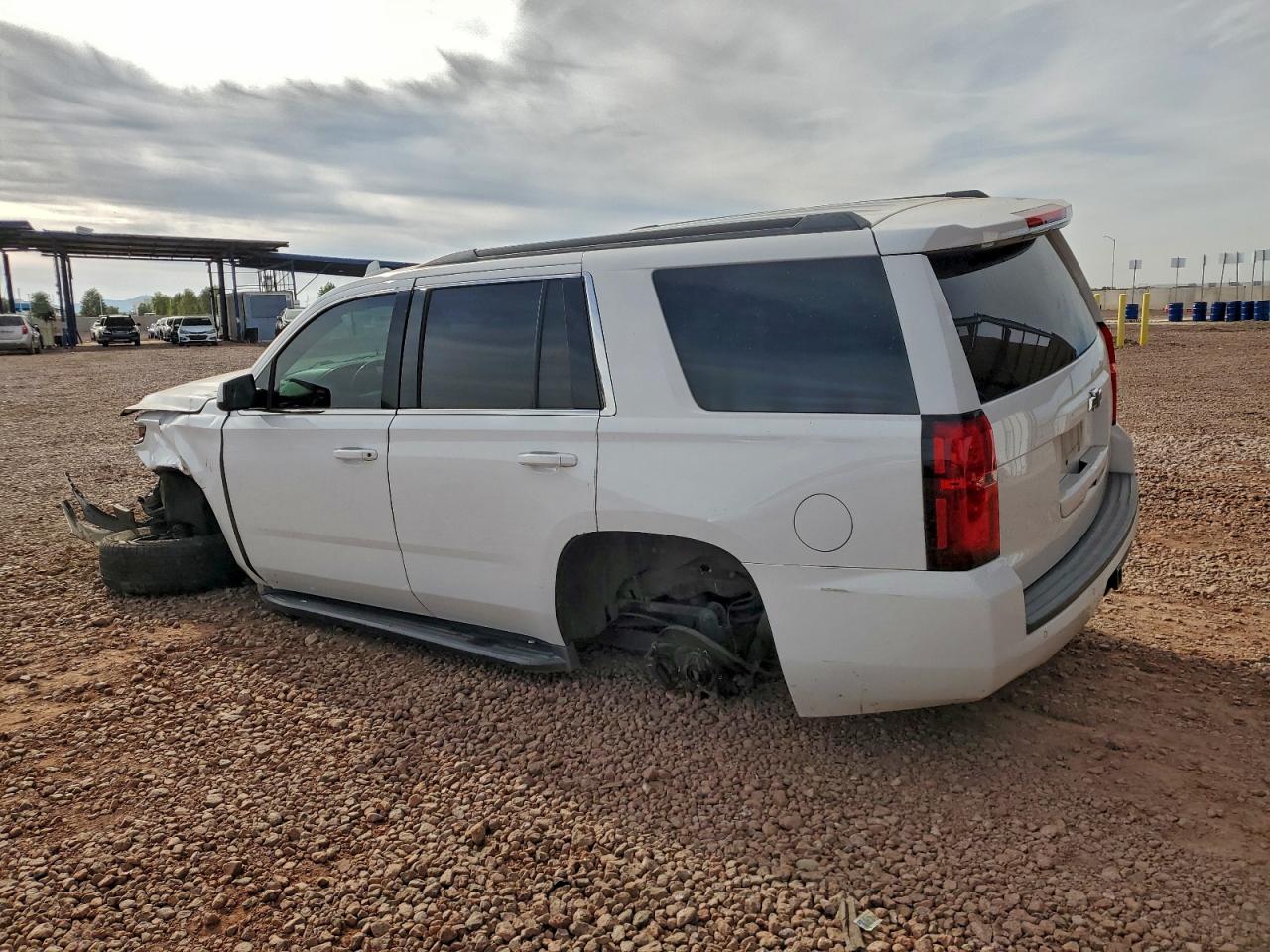 2016 CHEVROLET TAHOE K1500 LT photo 2