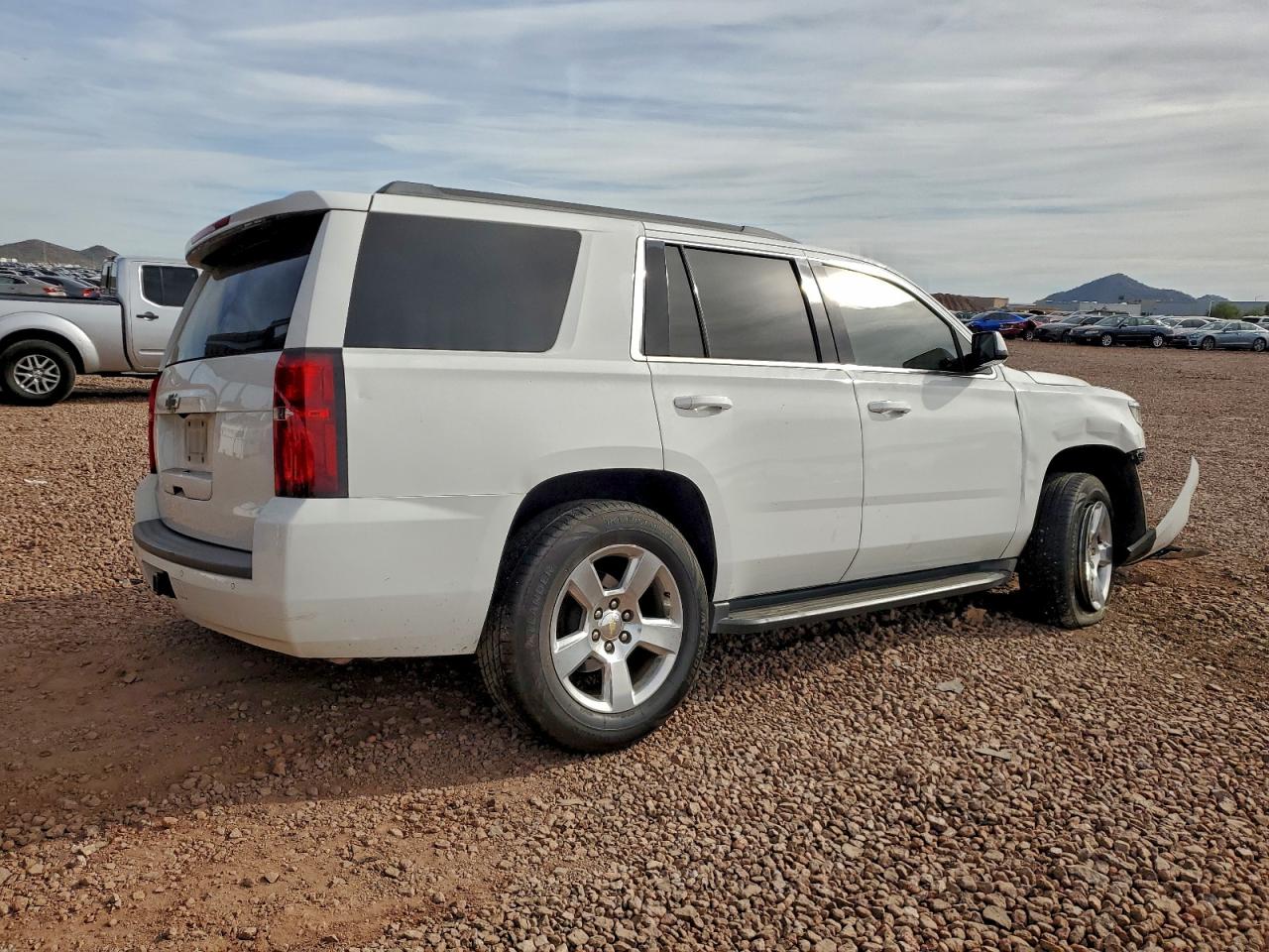 2016 CHEVROLET TAHOE K1500 LT photo 3