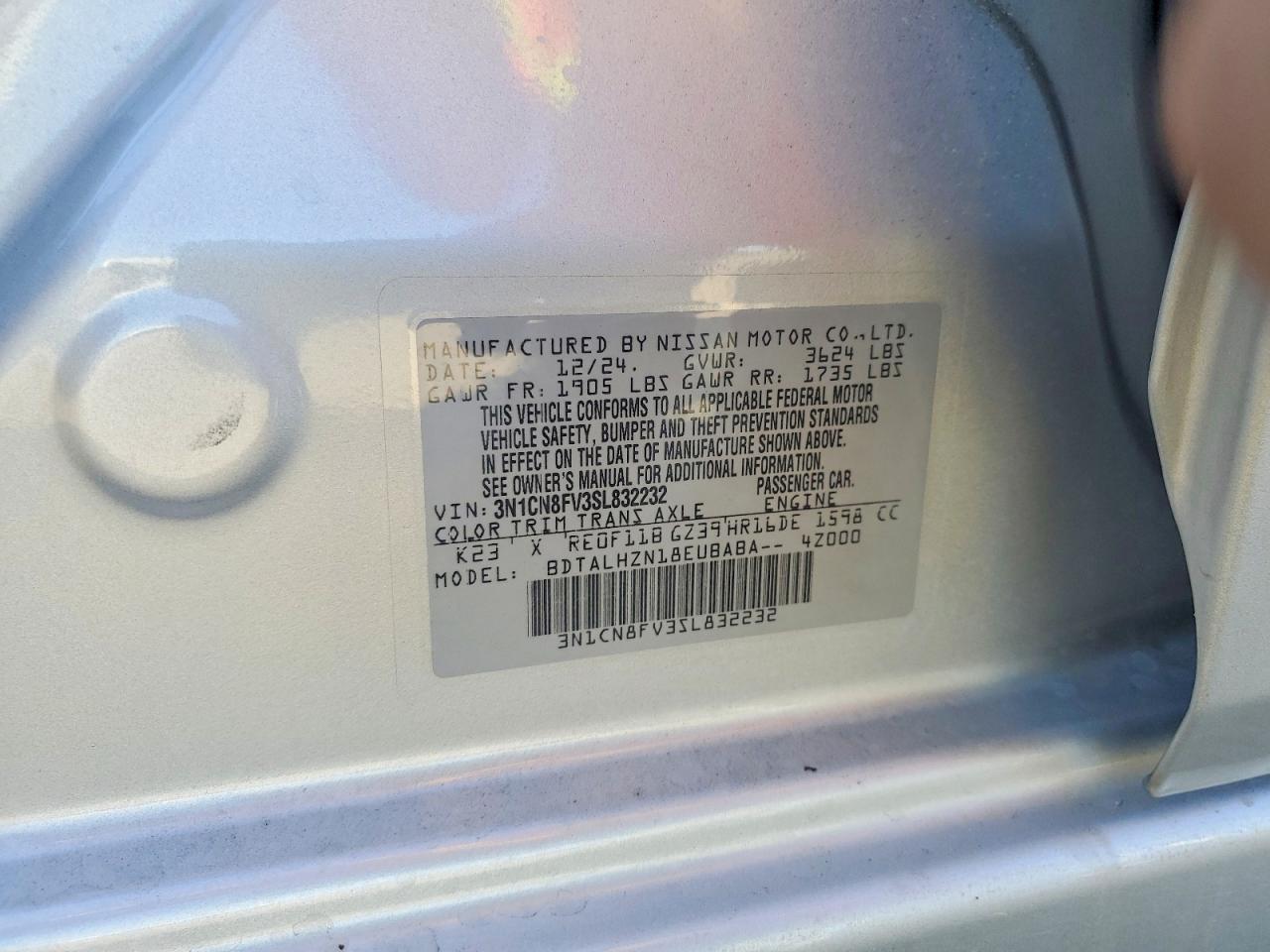 2025 NISSAN VERSA SR photo 12