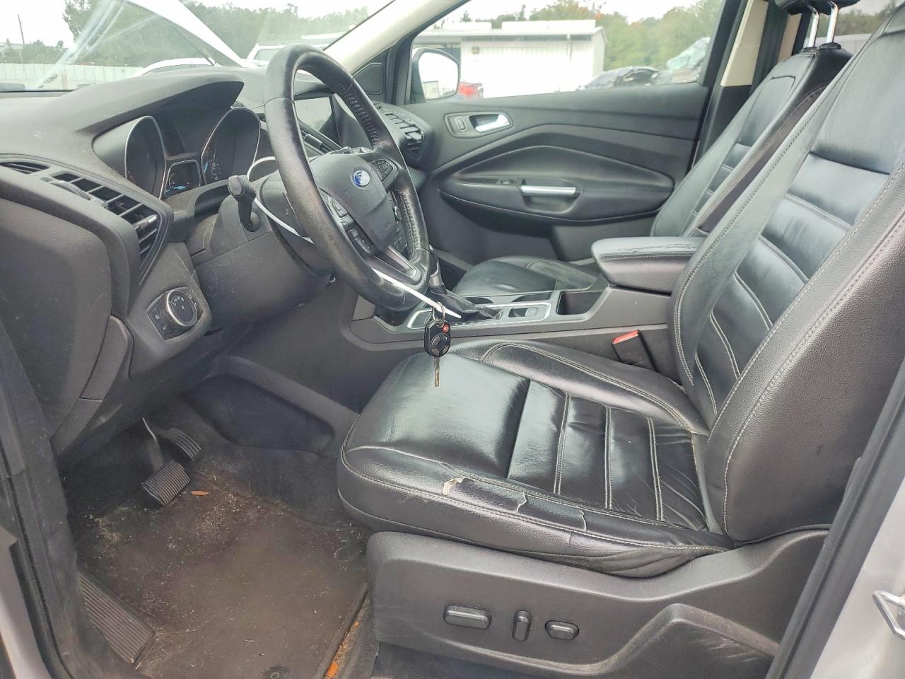 2017 FORD ESCAPE SE photo 7