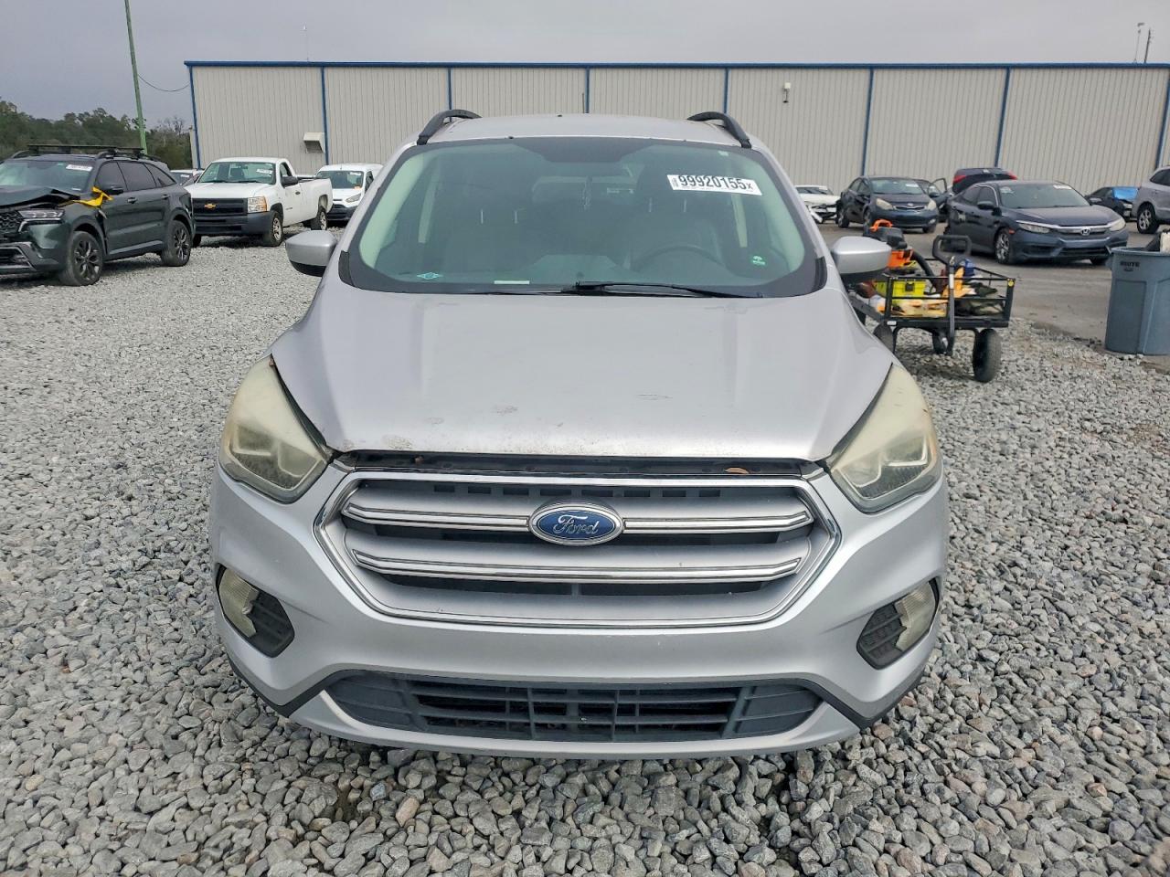 2017 FORD ESCAPE SE photo 5