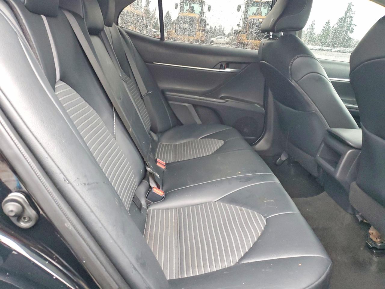 2021 TOYOTA CAMRY SE photo 10