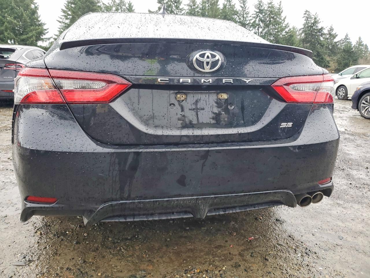 2021 TOYOTA CAMRY SE photo 6