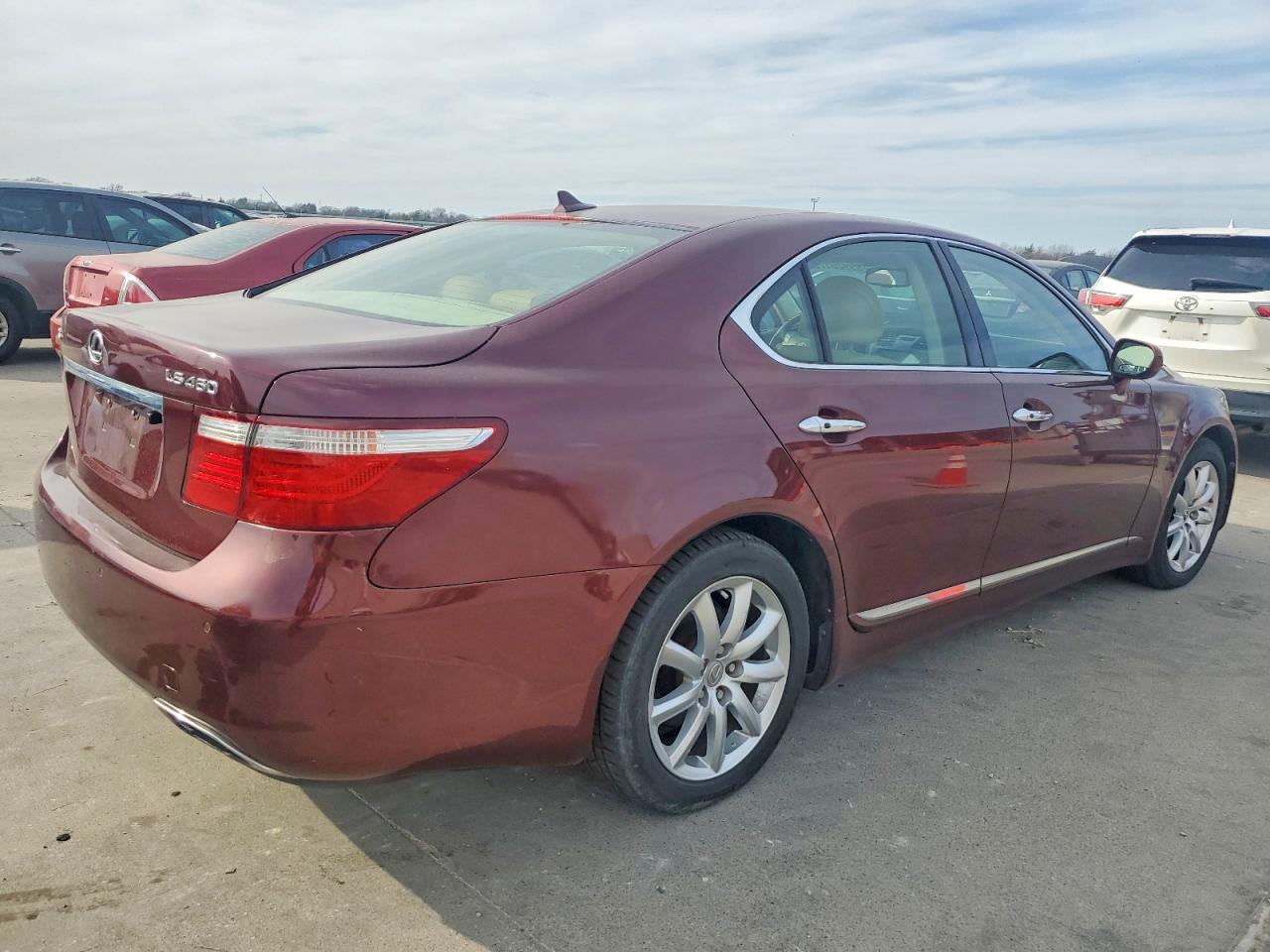2008 LEXUS LS 460 photo 3