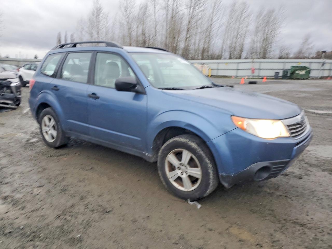 2010 SUBARU FORESTER XS photo 4