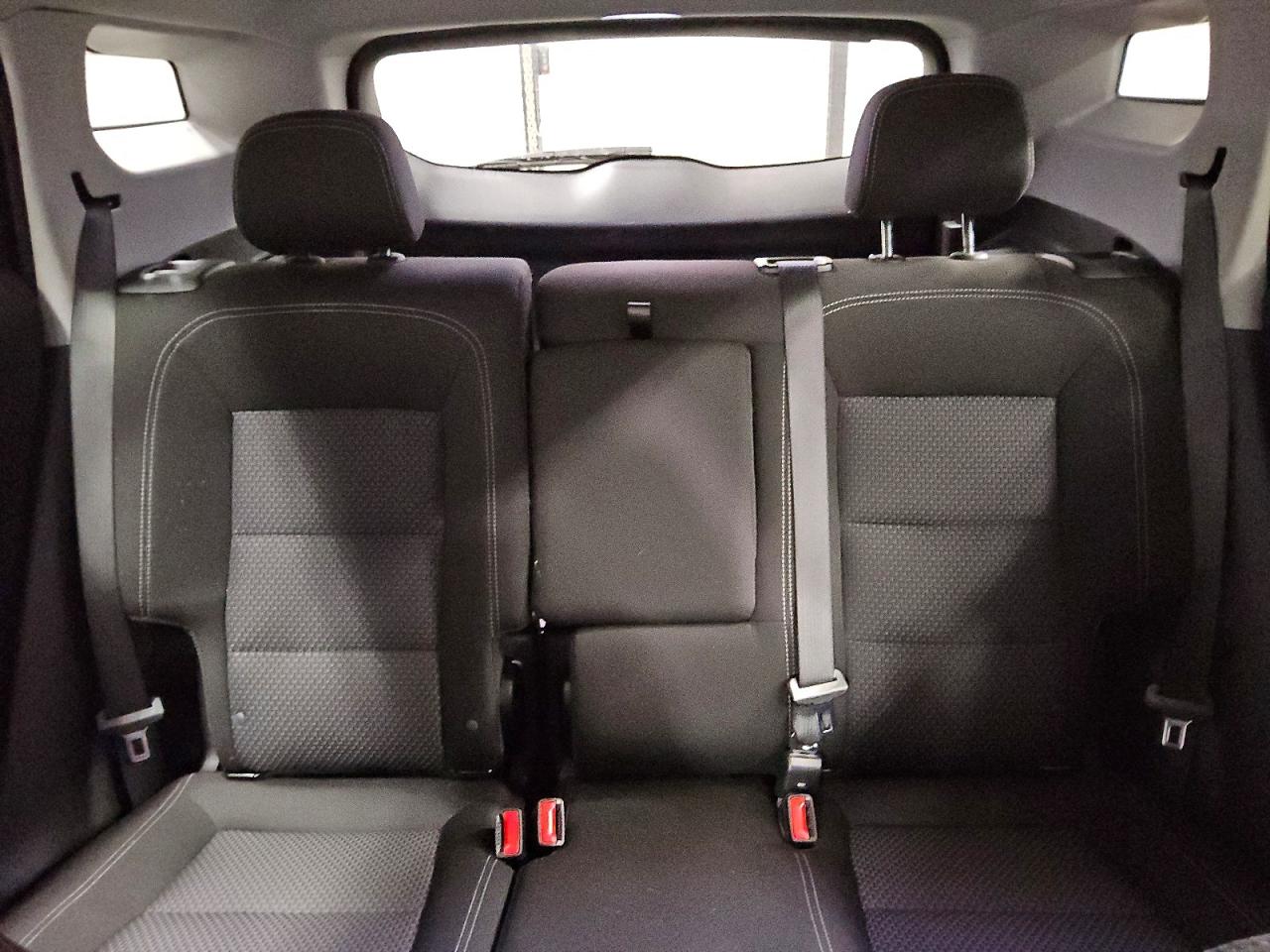 2024 GMC TERRAIN SLE photo 10