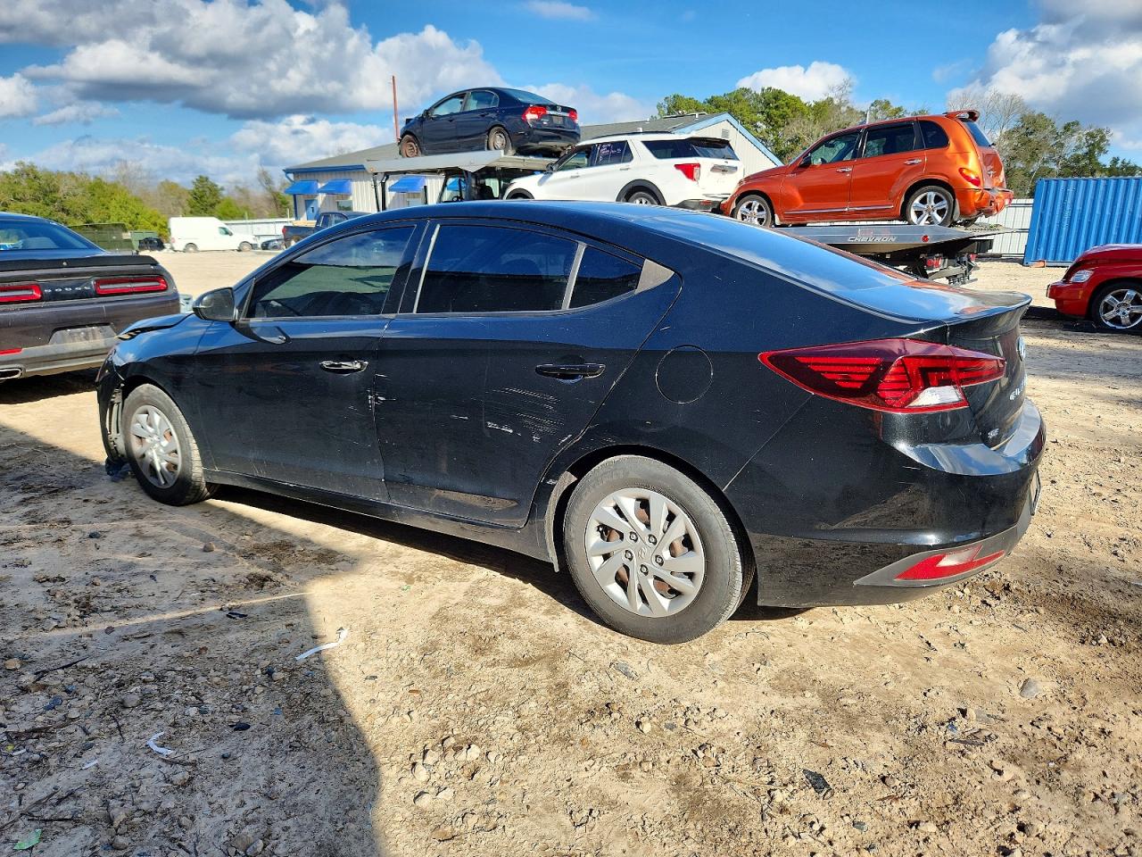 2020 HYUNDAI ELANTRA SE photo 2