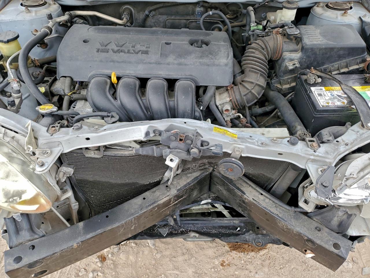 2005 TOYOTA COROLLA CE photo 11