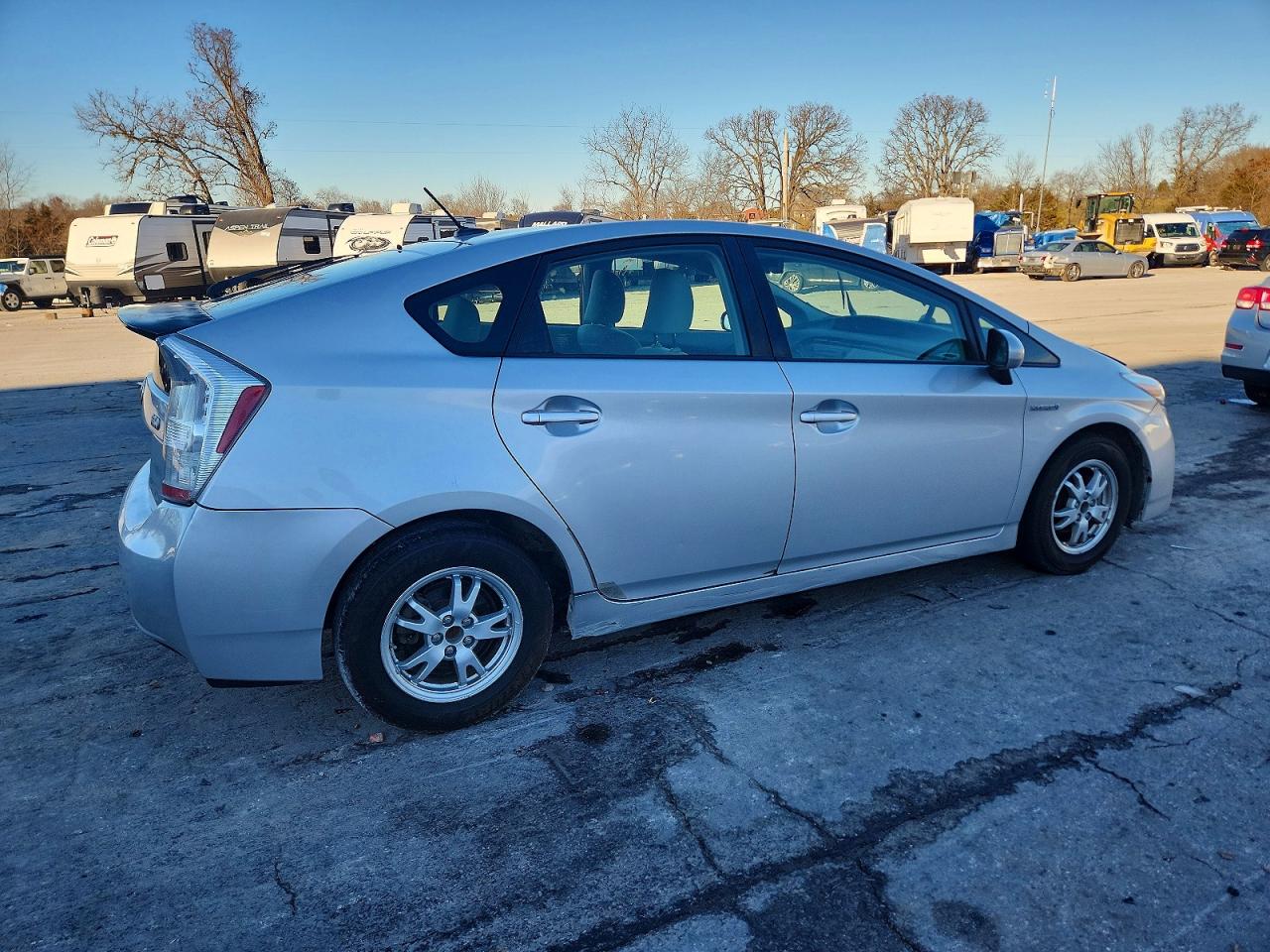 2010 TOYOTA PRIUS photo 3