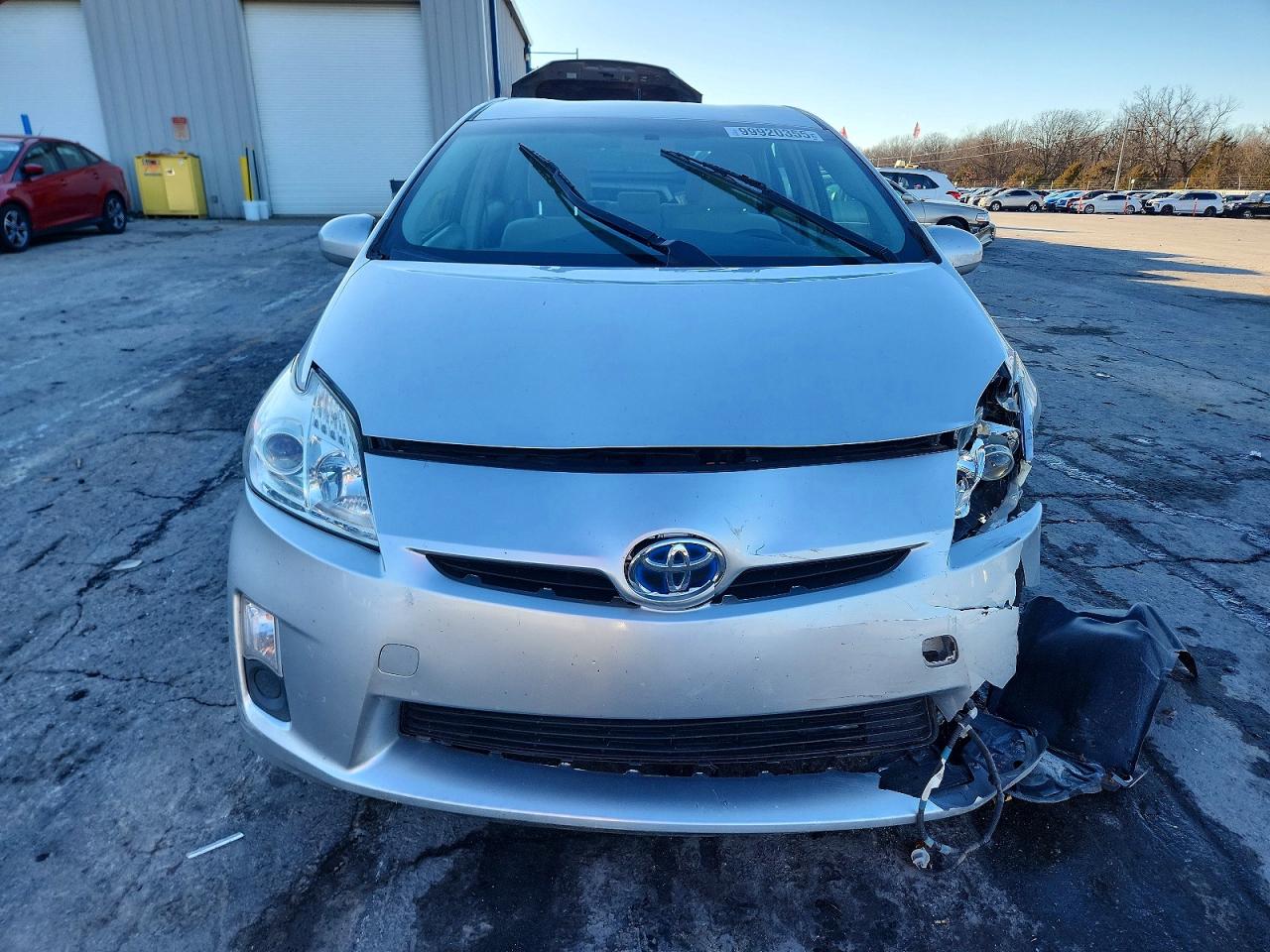 2010 TOYOTA PRIUS photo 5