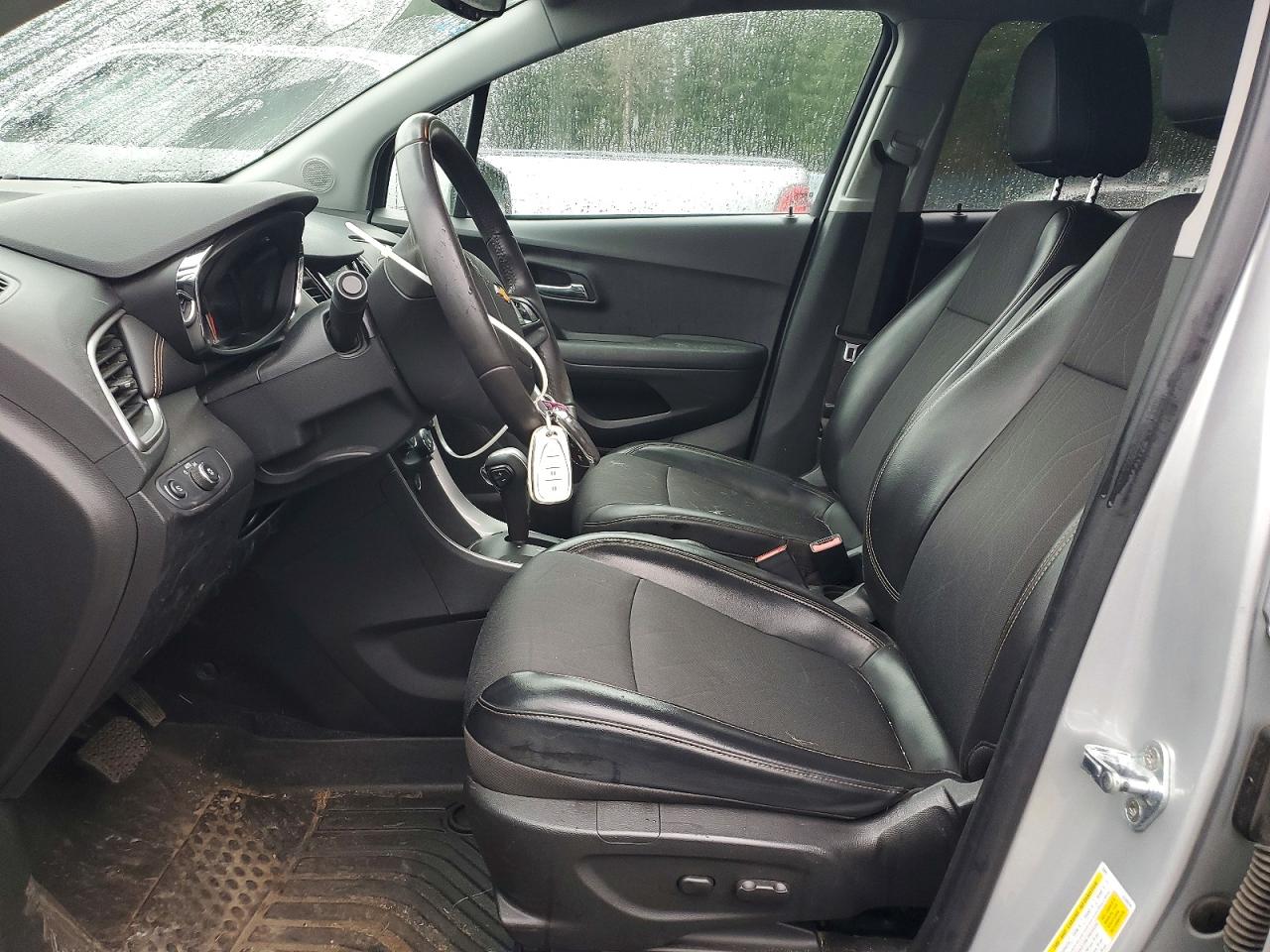 2020 CHEVROLET TRAX 1LT photo 7