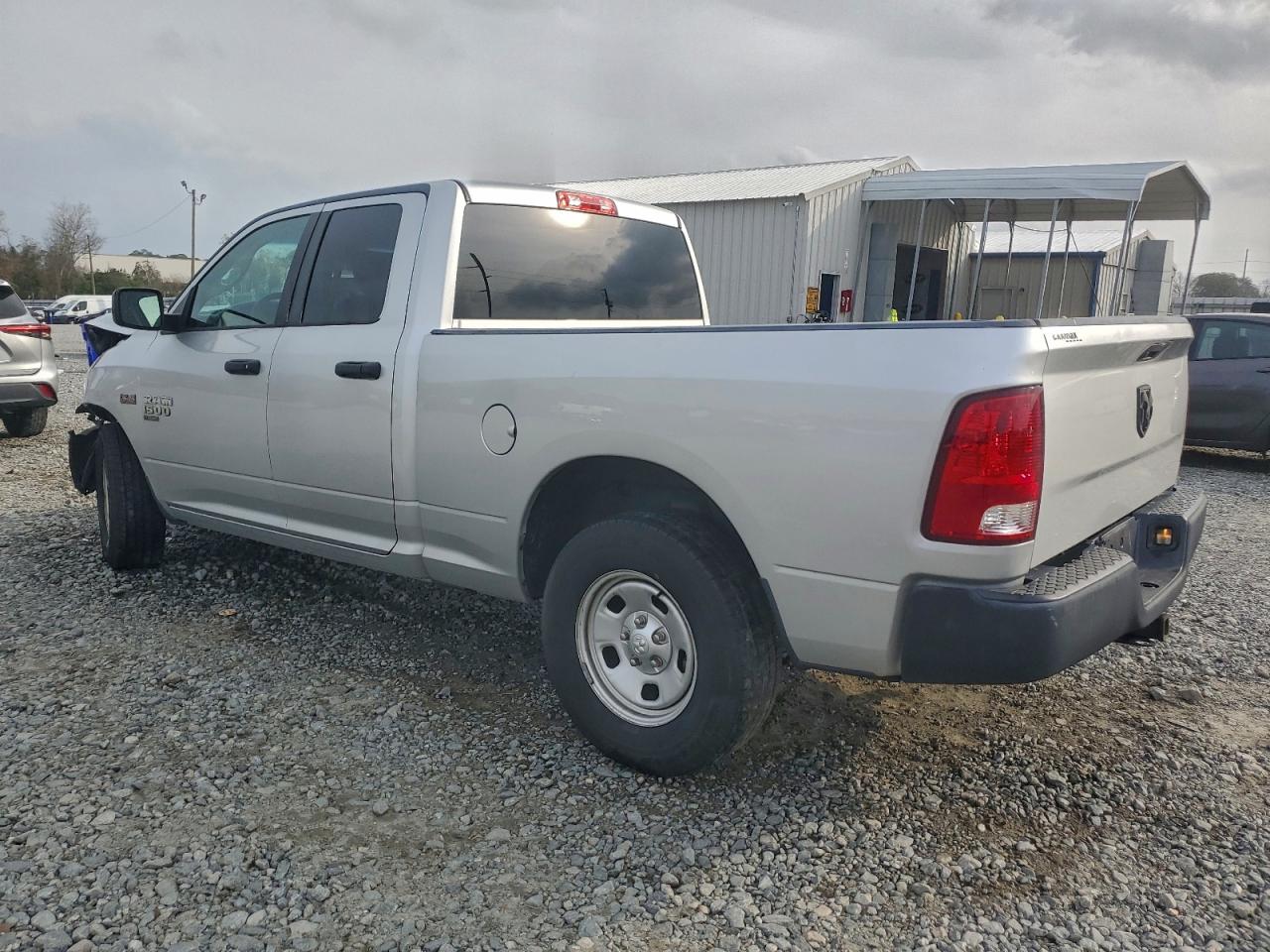 2019 RAM 1500 CLASSIC TRADESMAN photo 2