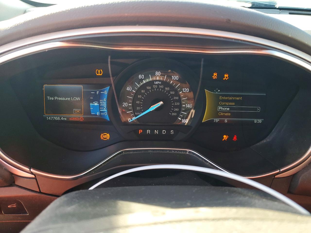 2015 FORD FUSION SE photo 9