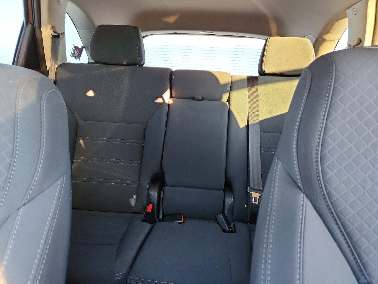 2017 KIA SORENTO LX photo 10