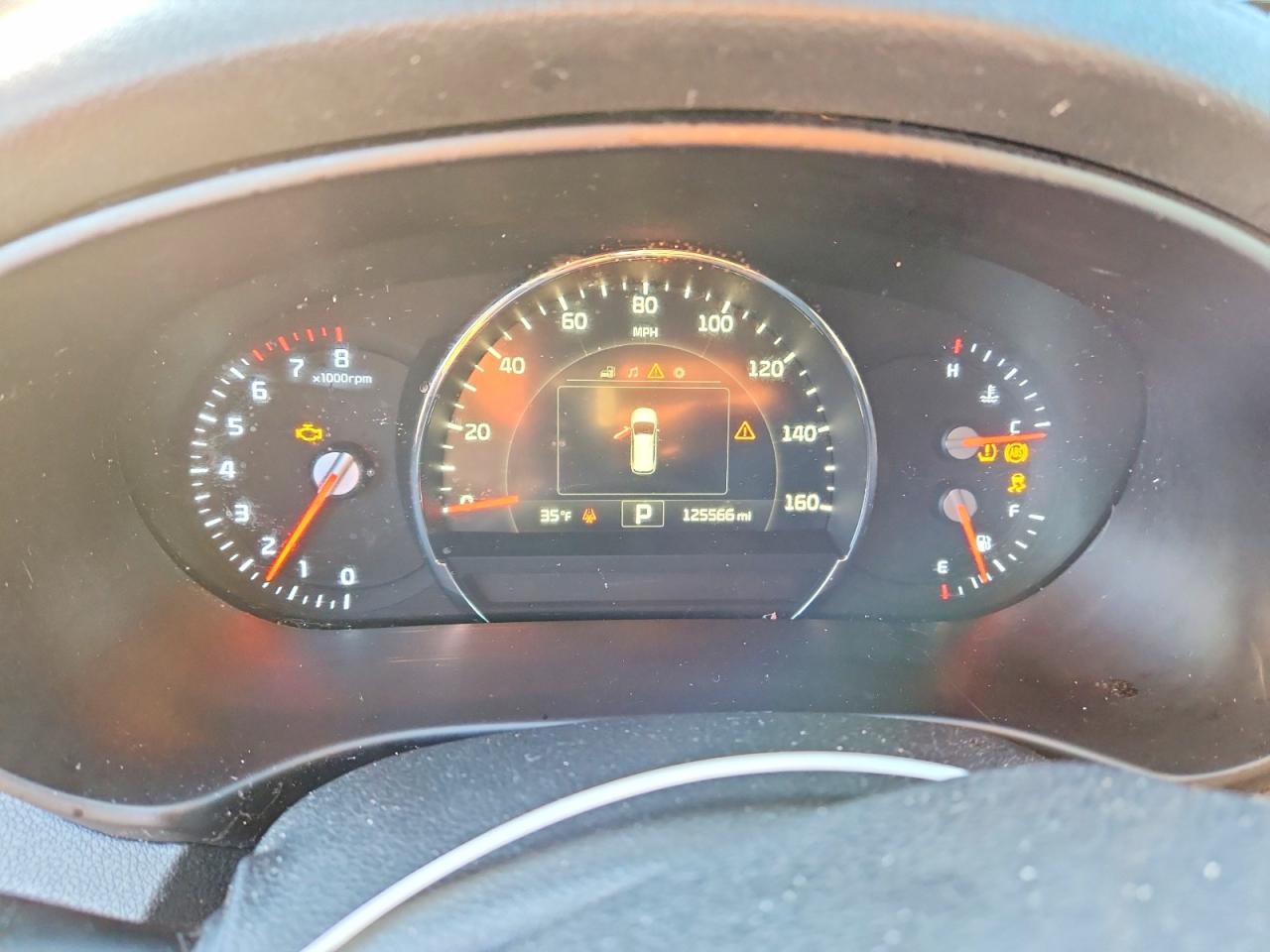 2017 KIA SORENTO LX photo 9