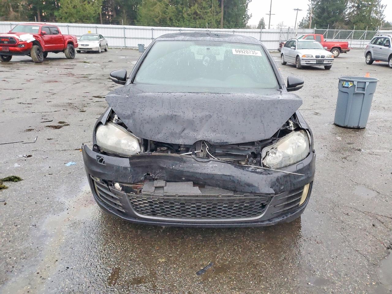 2013 VOLKSWAGEN GTI photo 5