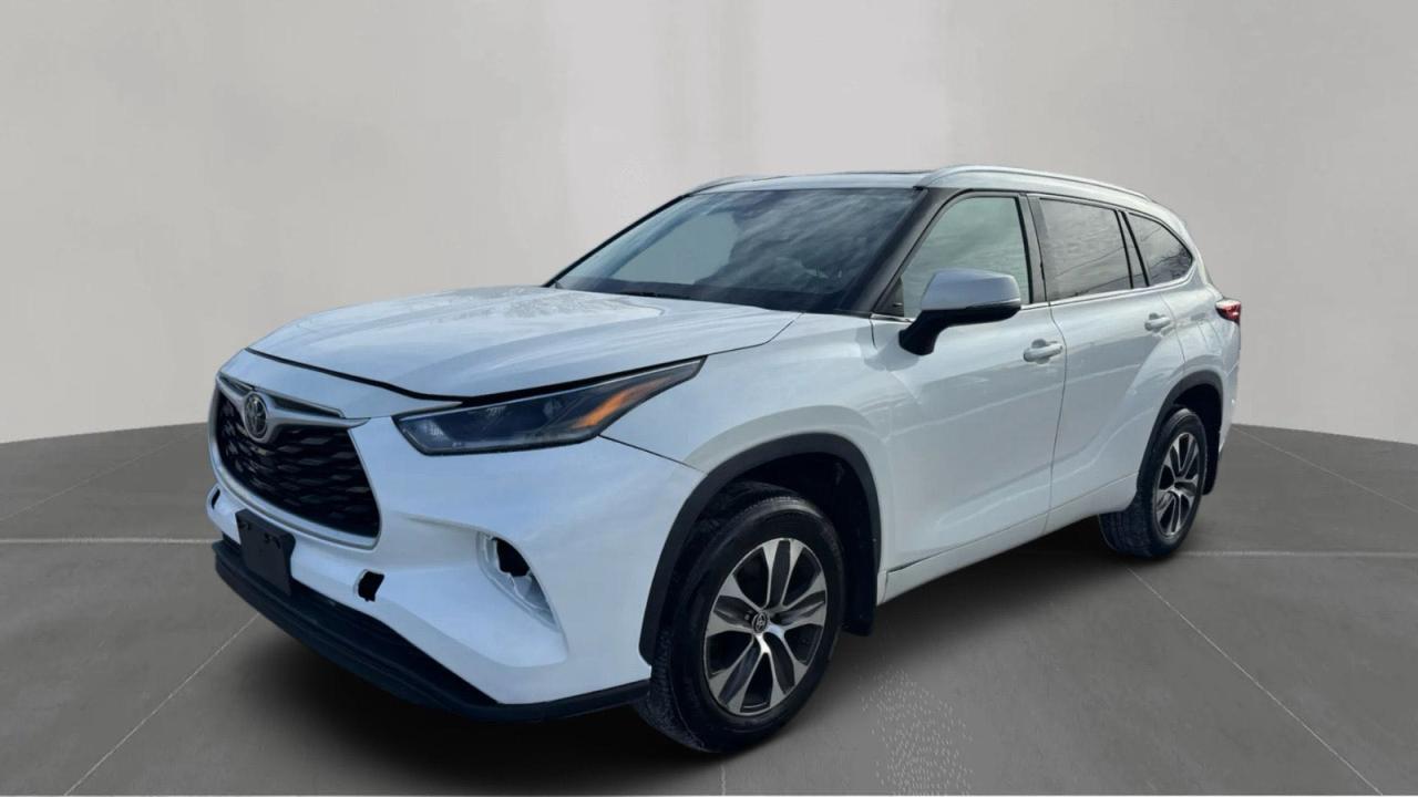 2021 TOYOTA HIGHLANDER XLE photo 2