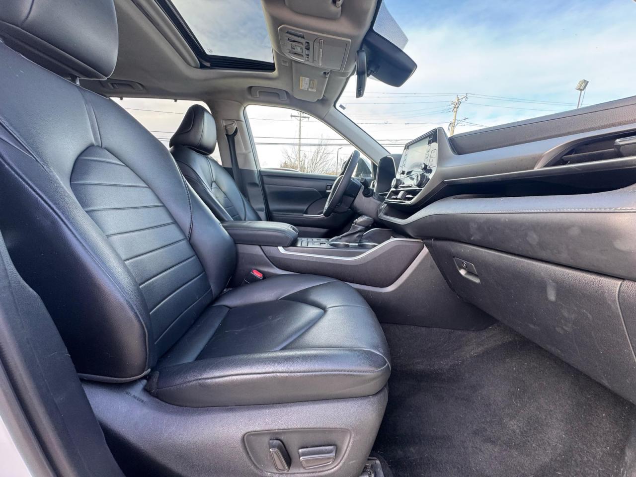 2021 TOYOTA HIGHLANDER XLE photo 5