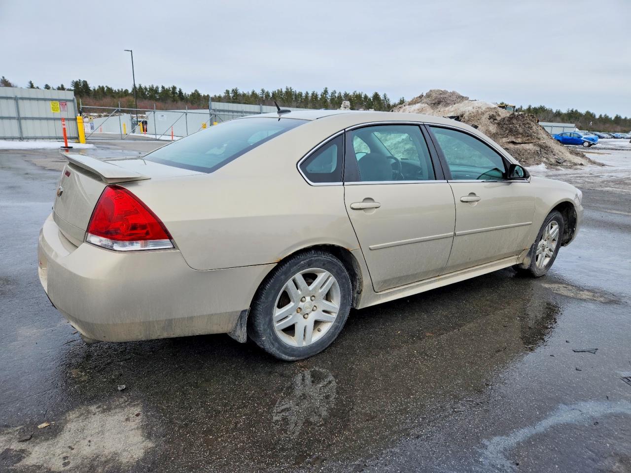 2012 CHEVROLET IMPALA LT photo 3