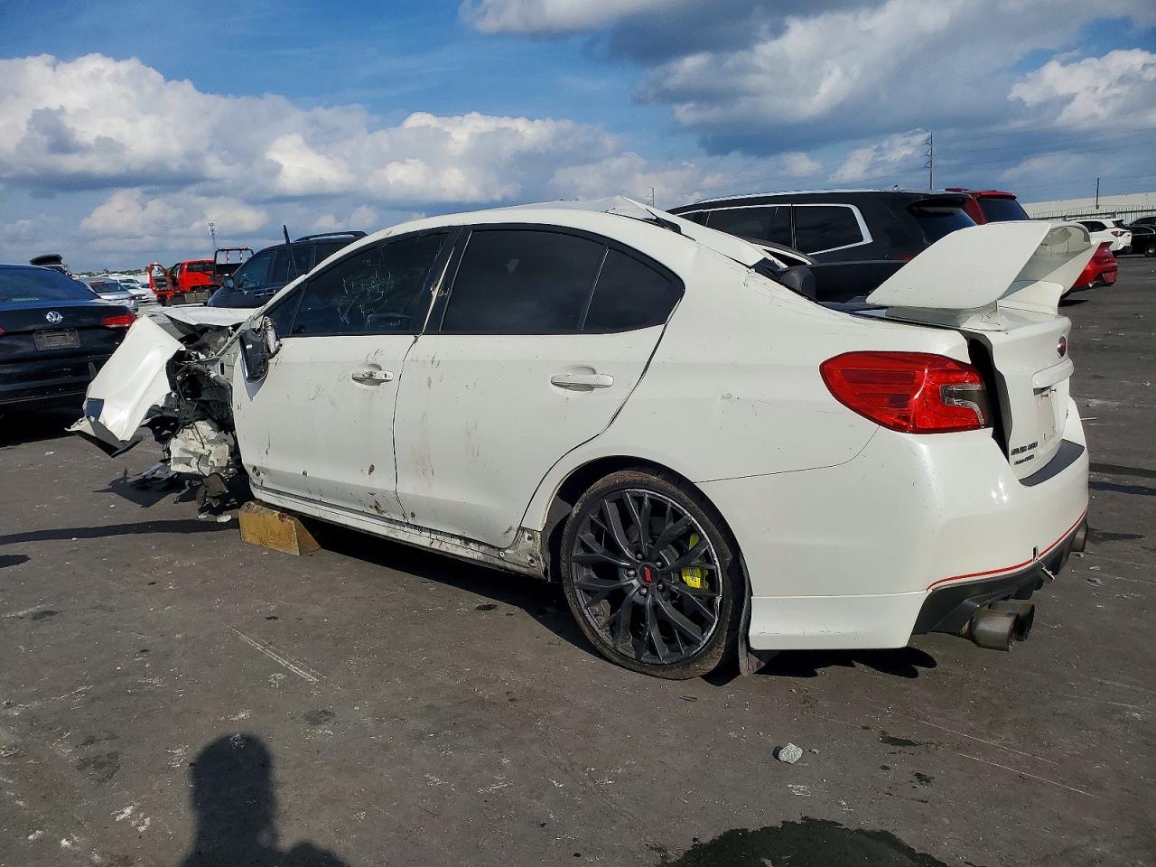 2018 SUBARU WRX STI photo 3