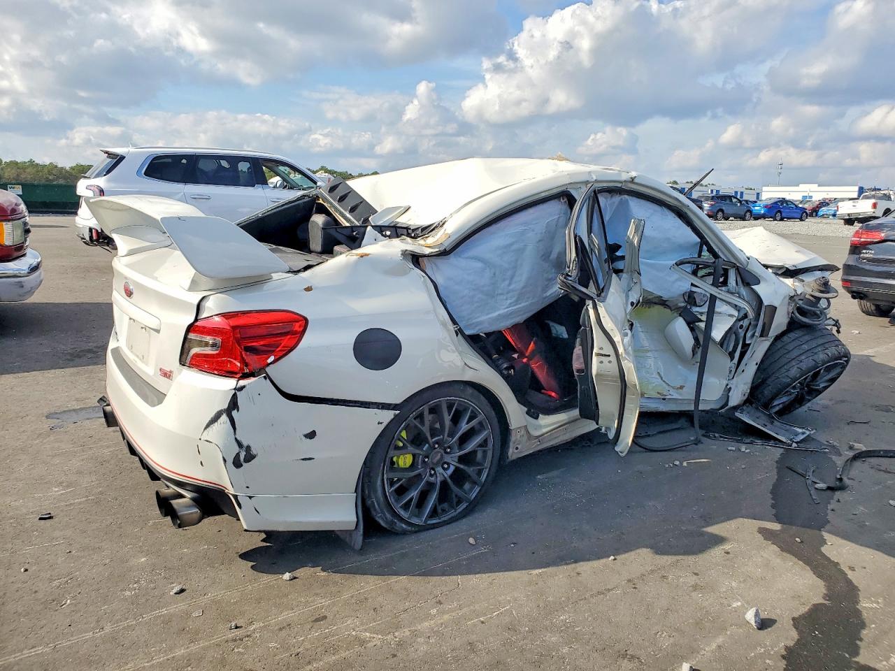 2018 SUBARU WRX STI photo 5