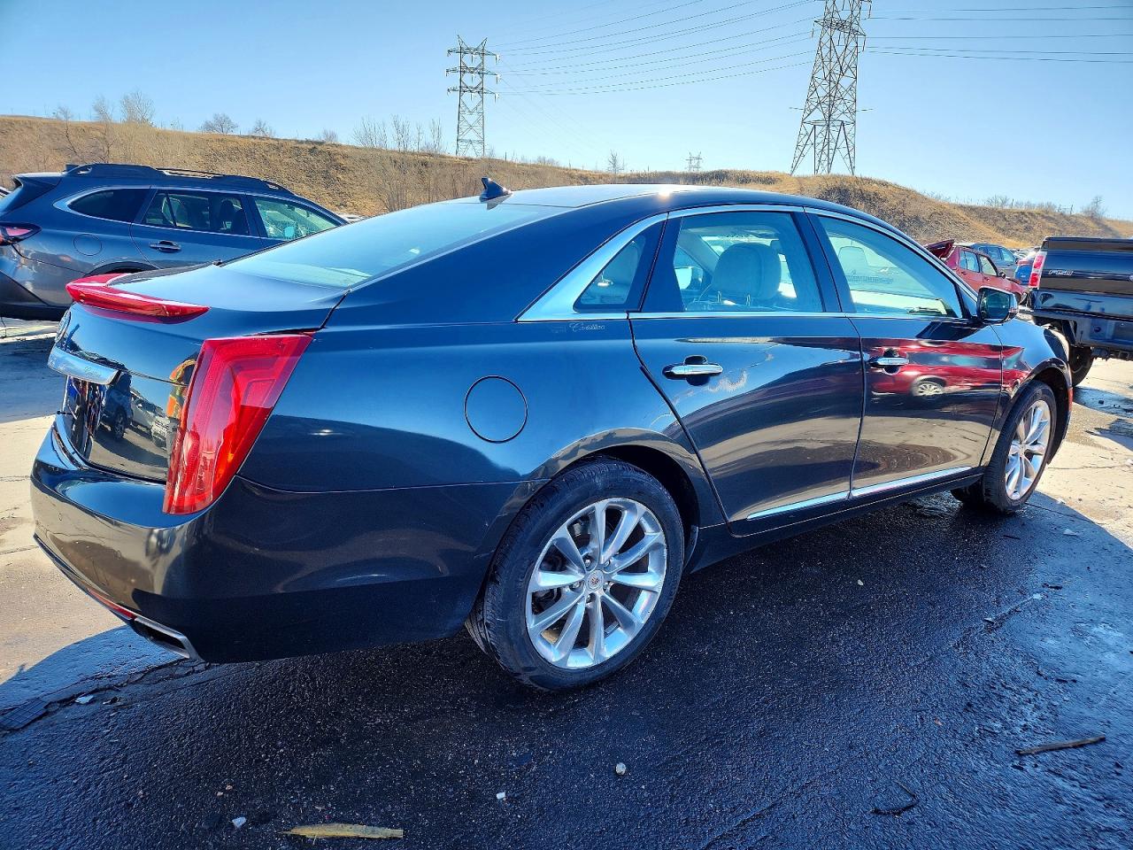 2013 CADILLAC XTS LUXURY COLLECTION photo 3