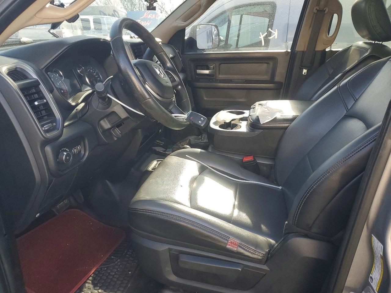 2019 RAM 3500 TRADESMAN photo 7