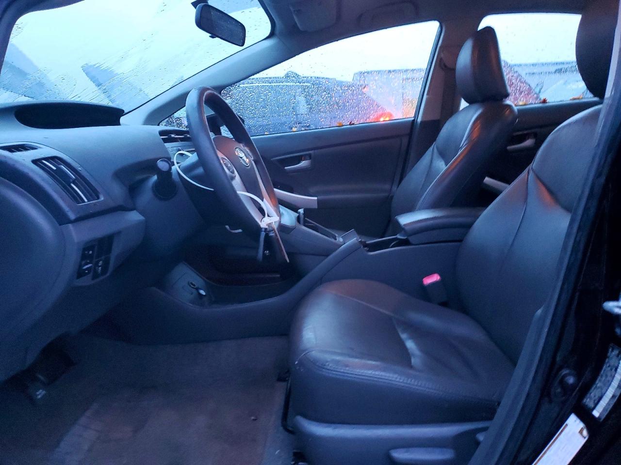 2010 TOYOTA PRIUS photo 7
