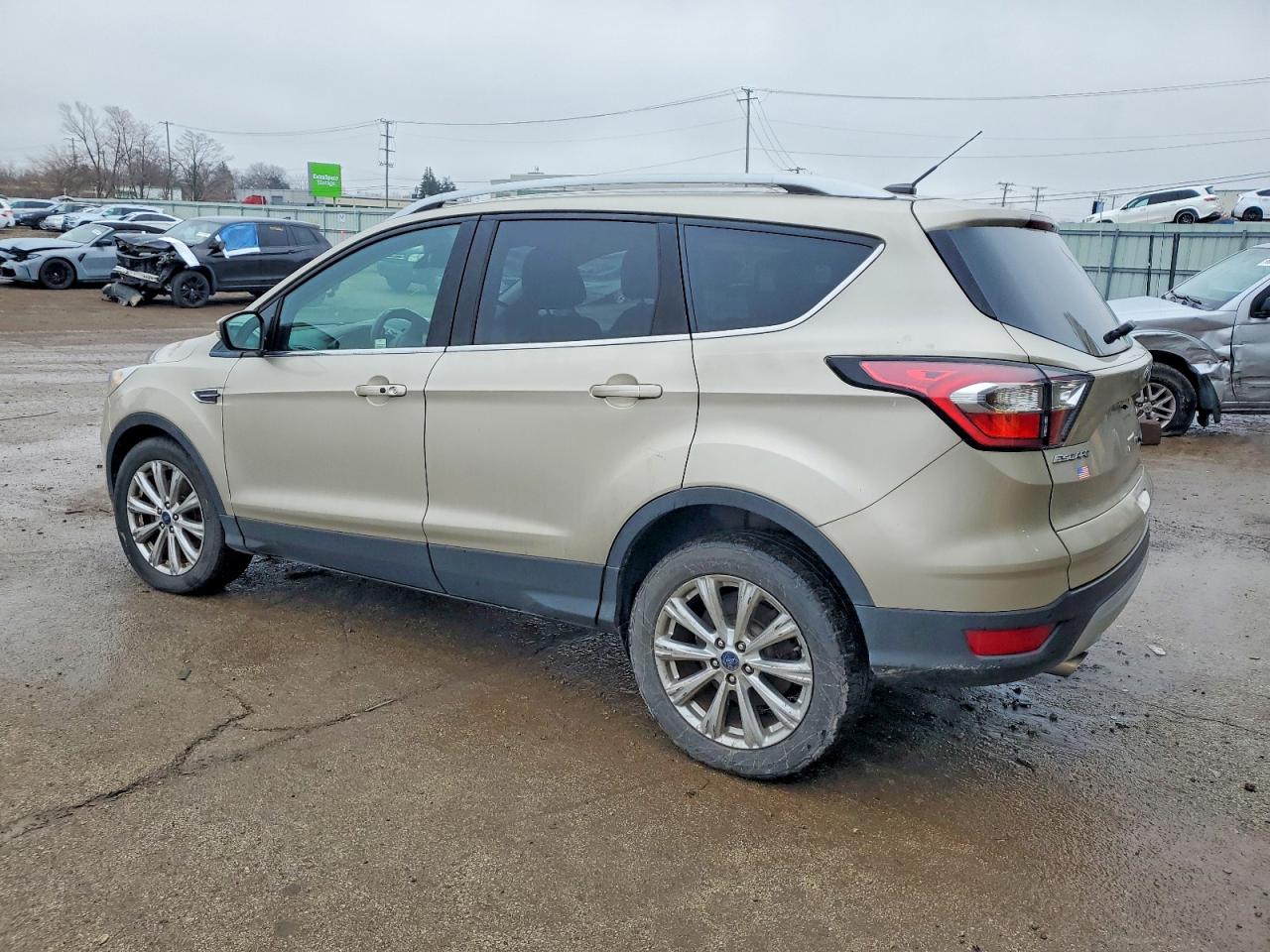 2017 FORD ESCAPE TITANIUM photo 2