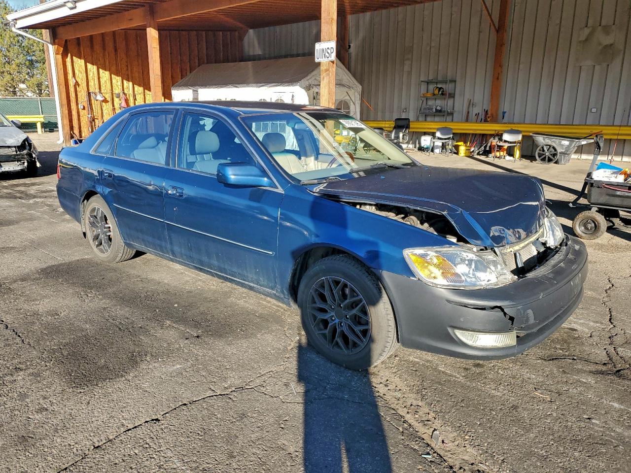 2003 TOYOTA AVALON XL photo 4