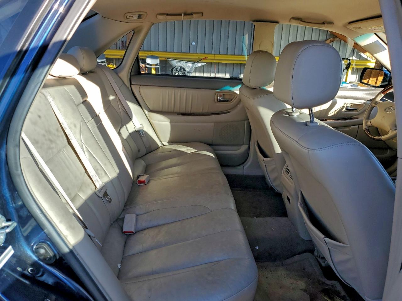2003 TOYOTA AVALON XL photo 10