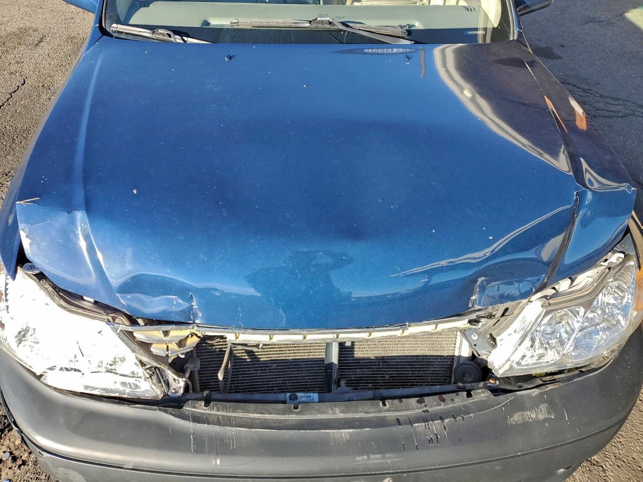2003 TOYOTA AVALON XL photo 11