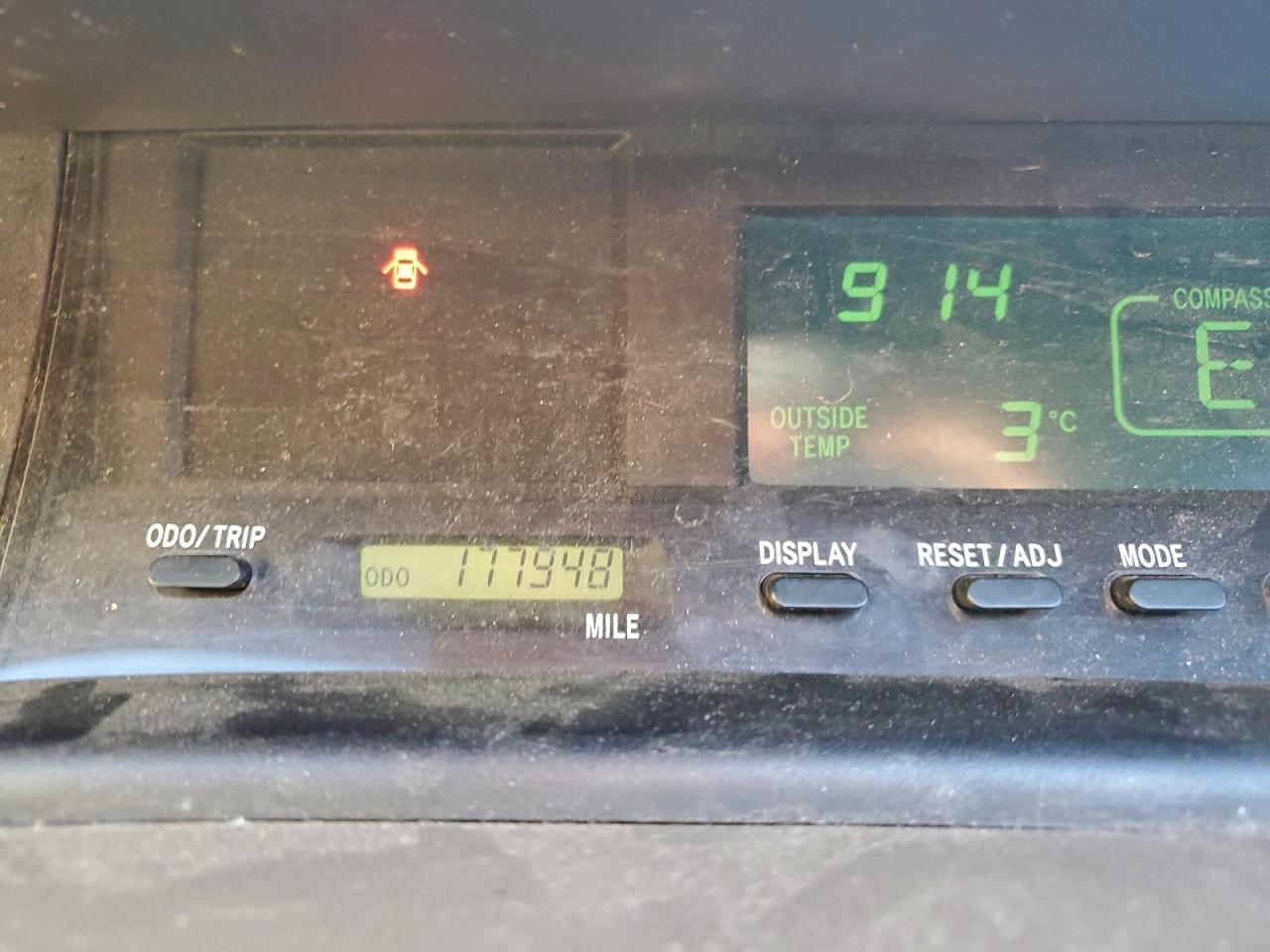2003 TOYOTA AVALON XL photo 9